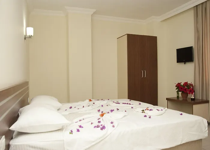 Dynasty Otel Side