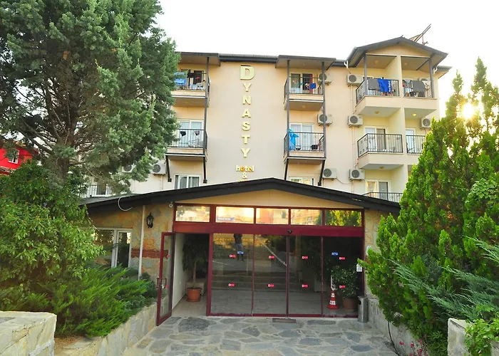 Otel Dynasty Side