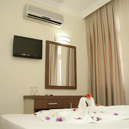 Dynasty Hotel Side