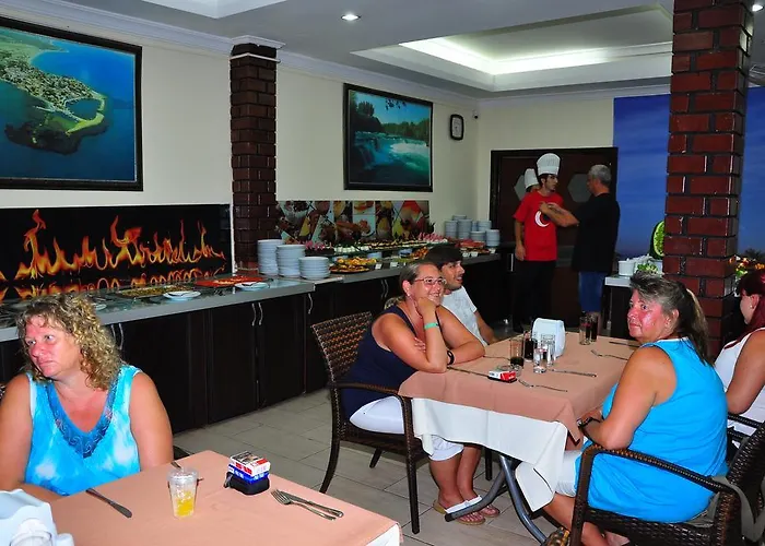 Dynasty فندق سيدي